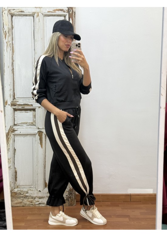 Conjunto deportivo Martina