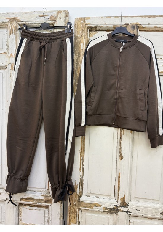 Conjunto deportivo Martina