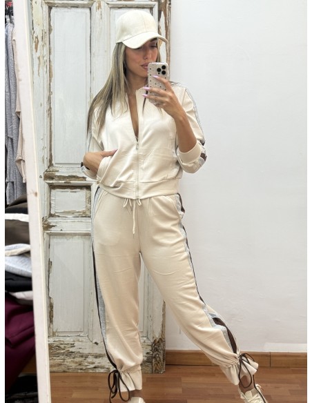 Conjunto deportivo Martina