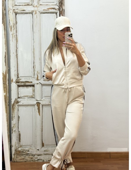 Conjunto deportivo Martina