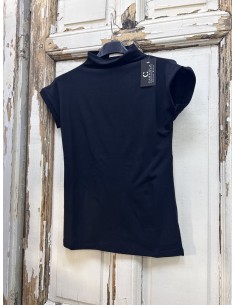 CAMISETA BASIC CUELLO