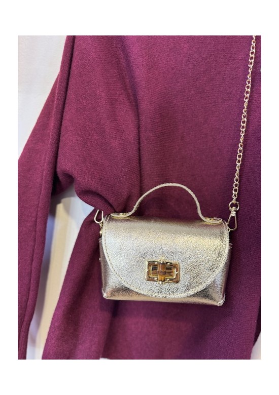 bolso de piel dorado
